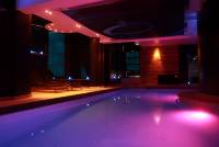 Privé Sauna Blue met binnenzwembad
